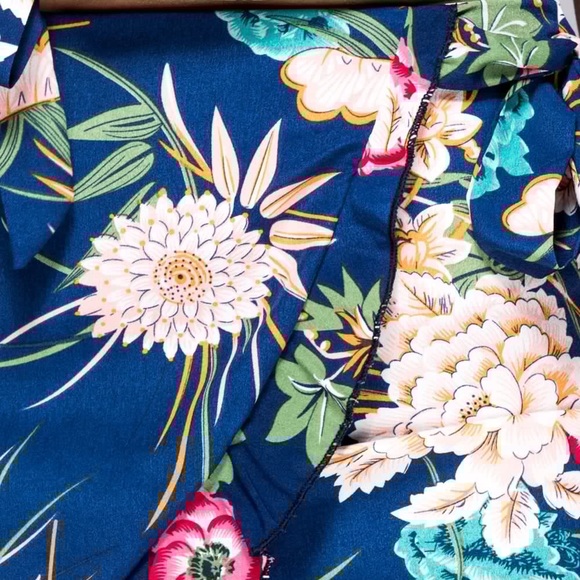 Floral Print Bandeau Crop Top & Short Set - Picture 7 of 8